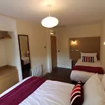 Salisbury Renovated Apartment
